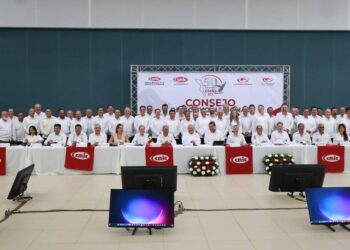 Participa Castro Cosío en tercera sesión del Consejo Directivo Nacional de la CMIC