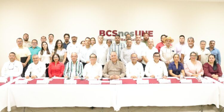 Encabeza secretario del Trabajo sesión de Desarrollo Social; destacan resultados en BCS
