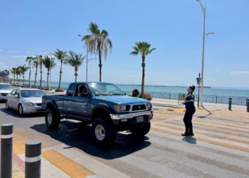 Con saldo blanco concluyen operativos de verano seguro 2026 en playas de La Paz