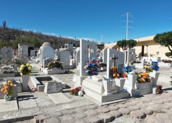 Cabildo de La Paz aprueba programa de descuentos en servicios funerarios