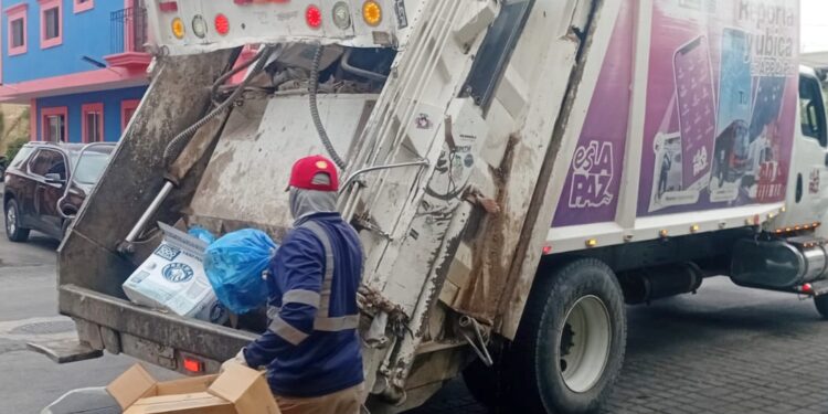 Refuerza Ayuntamiento de La Paz recolección de residuos y atención a reportes ciudadanos