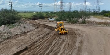 Continúan trabajos preventivos de limpieza en La Paz
