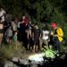 Bomberos de La Paz rescatan a 15 personas atrapadas en el arroyo San Blas