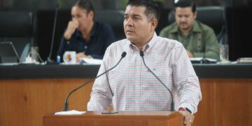 Proponen instaurar la leyenda “2027, Año del Centenario del Natalicio del Licenciado Hugo Cervantes del Río”