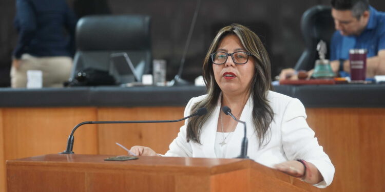 Busca diputada Teresita Valentín incorporar voz artificial para lectura de iniciativas en tribuna y sitio web