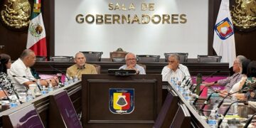 Acuerdan acciones para una entrega-recepción ordenada y transparente en la Oficina del Ejecutivo