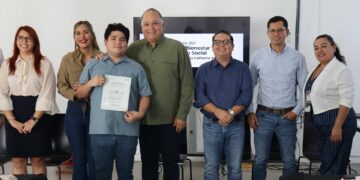 Concluye Secretaría del Trabajo curso para mejorar la atención ciudadana