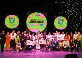 Reconoce Ayuntamiento de La Paz talento paceño con el Premio Municipal de la Juventud 2026