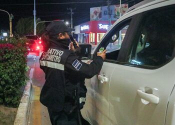 Realiza Ayuntamiento de La Paz operativo de alcoholimetría y acciones de prevención vial