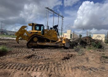 Continúa Ayuntamiento de La Paz con limpieza y atención de cauces para mejorar el escurrimiento de agua