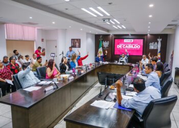 Autorizan modificaciones a las tarifas de transporte público en La Paz
