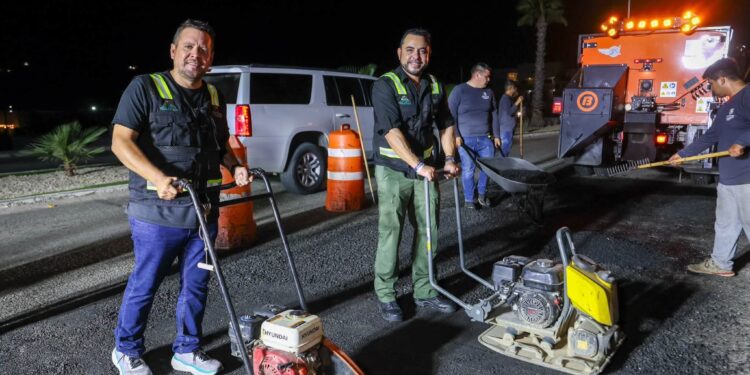 Supervisa alcalde Christian Agúndez reactivación de bacheo intensivo en Cabo San Lucas