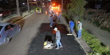 Continúa programa de bacheo nocturno en Cabo San Lucas