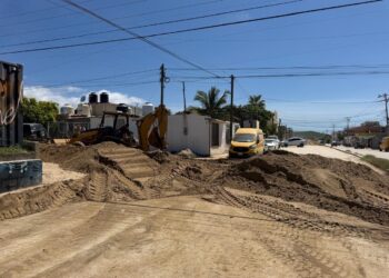 Refuerza Servicios Públicos mantenimiento de calles y caminos en Cabo San Lucas