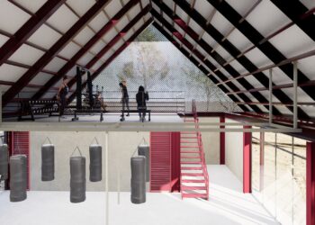 Arranca construcción de gimnasio de box en colonia Olas Altas