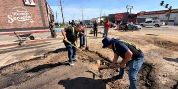Continúa Ayuntamiento de Los Cabos programa de bacheo en Cabo San Lucas