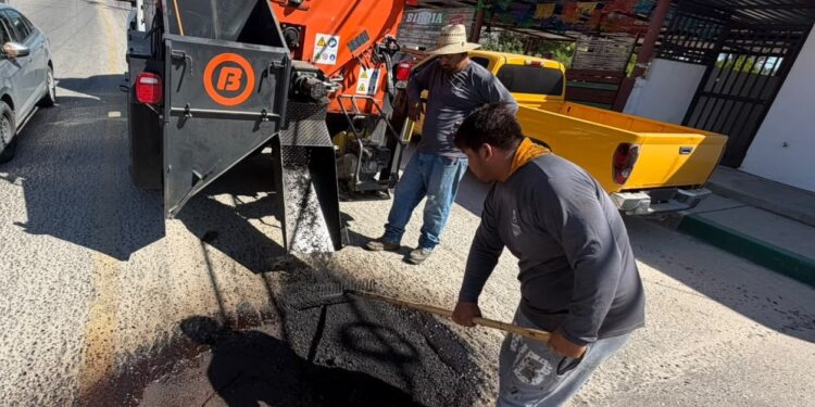 Atiende Ayuntamiento de Los Cabos reportes ciudadanos con programa permanente de bacheo